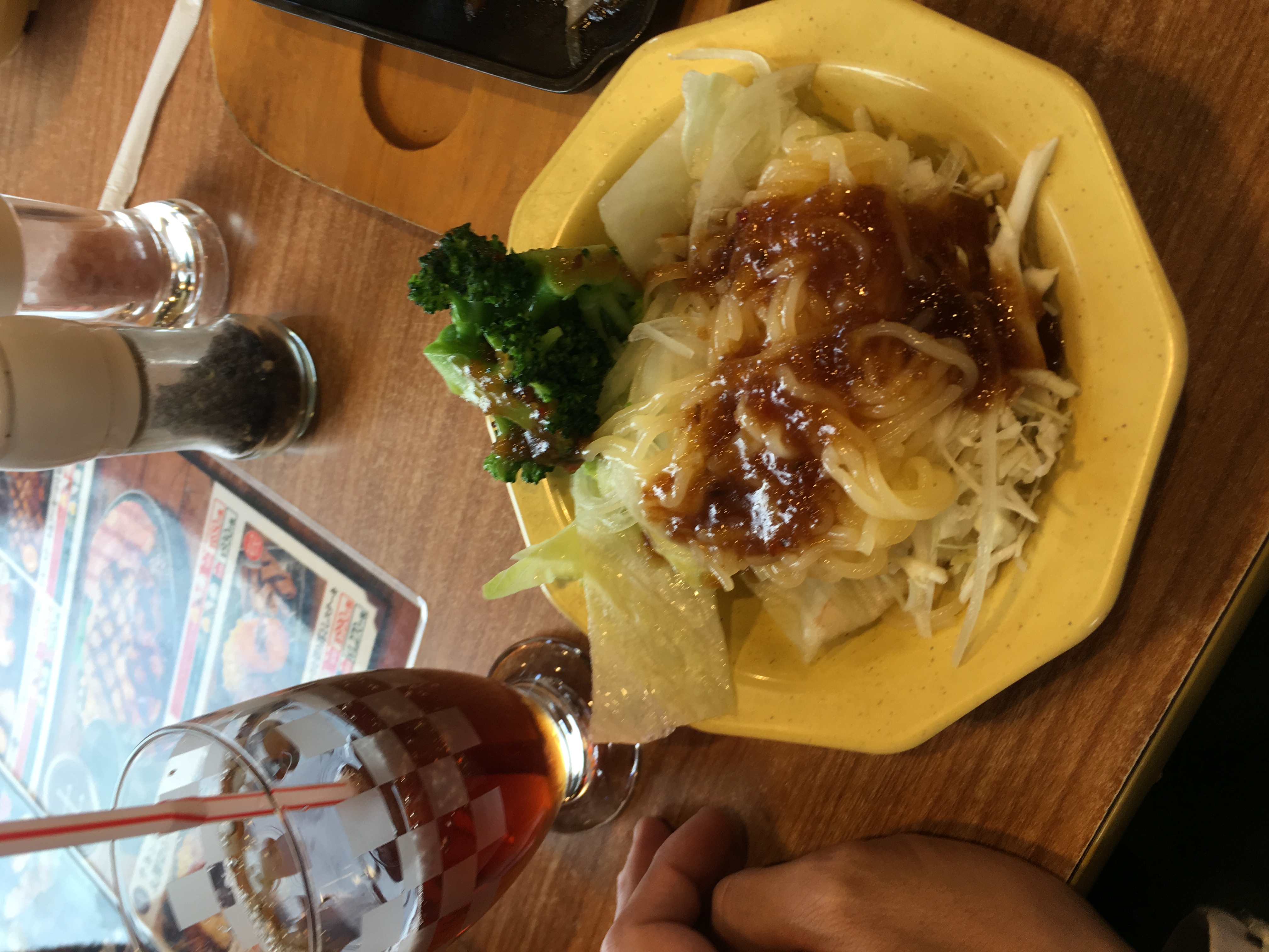 ビッグボーイ一人でランチ 女性も可 時間制限ありでまずいとの噂も検証 会社なしワーキング 派遣社員で将来が不安 なら会社なしで働こう