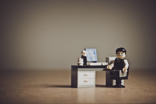 button-only@2x 定時退社できない雰囲気の対処法!怒られる嫌味言われるのは筋違い悪い事ではない